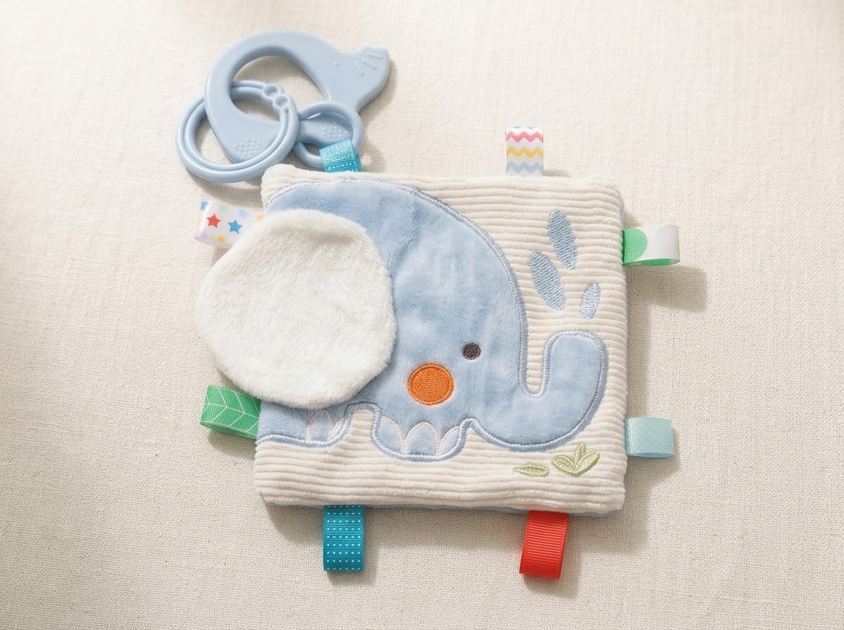 Baby Knot, sensory attachment blanket from Abrazo Suave